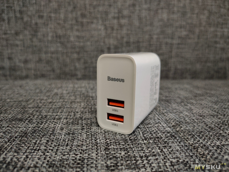 Зарядное устройство Baseus BS-EU906 (Обзор который вытек из коментария)