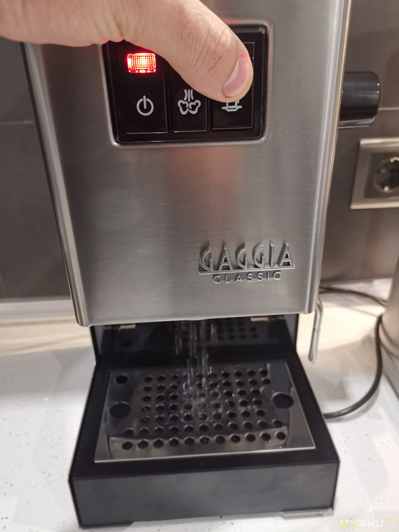 Обзор кофеварки Gaggia Classic RI9403/11 и кофемолки Graef CM800