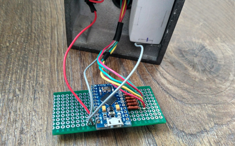 Урок 5. Светофор на Arduino UNO. Моделирование Arduino в Tinkercad.