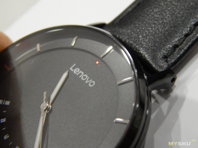 Просто классические часы Lenovo S