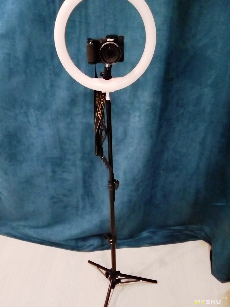 Светодиодная кольцевая лампа для фото в комплекте со штативом