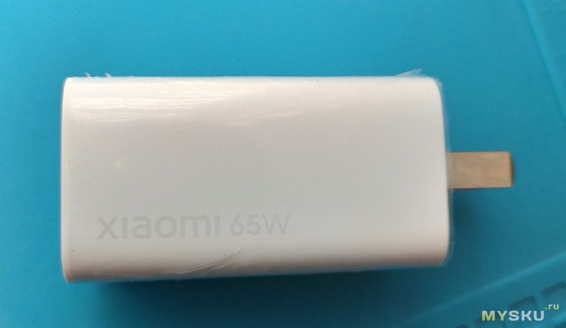 Миниобзор на компактное зарядное устройство Xiaomi GaN 65w