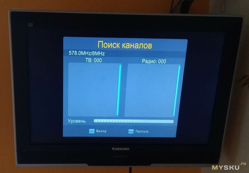 DVB T2 телевизионный тюнер - 1080P, USB 2.0 для флешки с фильмами, выносной ИК приёмник. Полностью на русском языке.