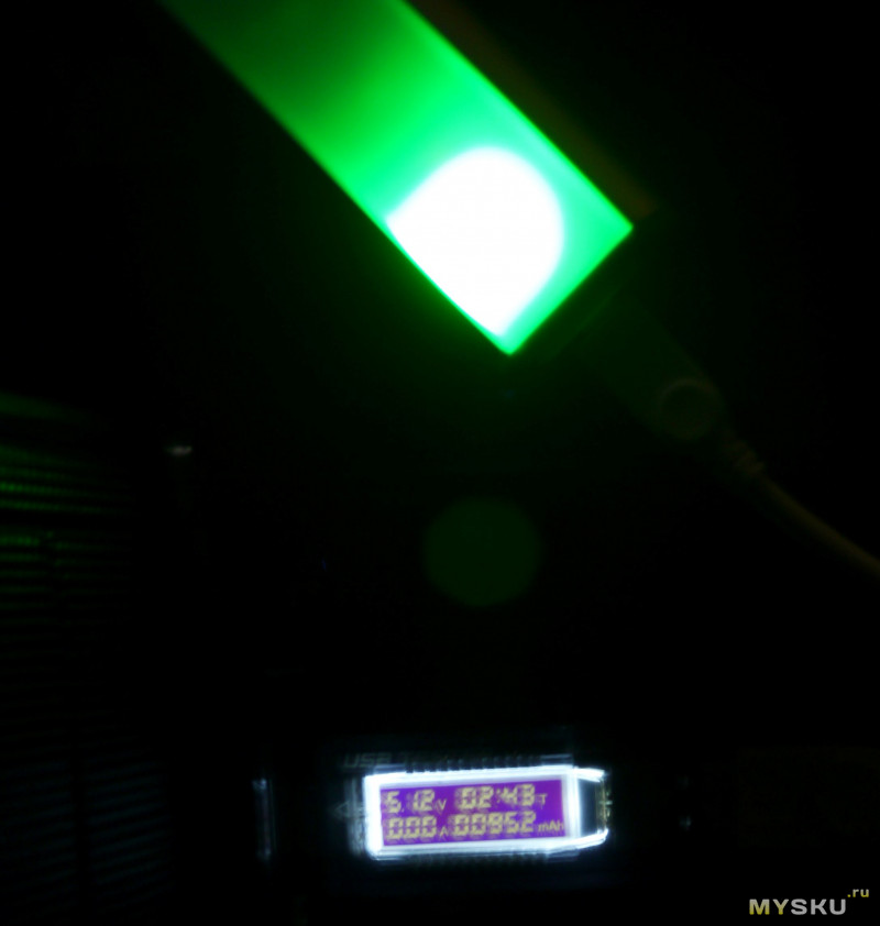 Магнитная аккумуляторная лампа с датчиком движения.