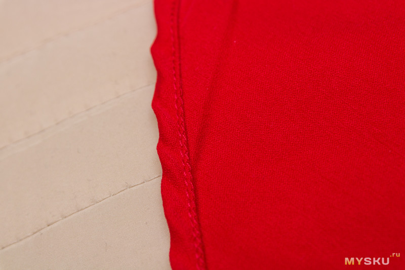 Красное платье с юбкой солнце-клеш от Belle Poque (цена со скидкой $7.92)