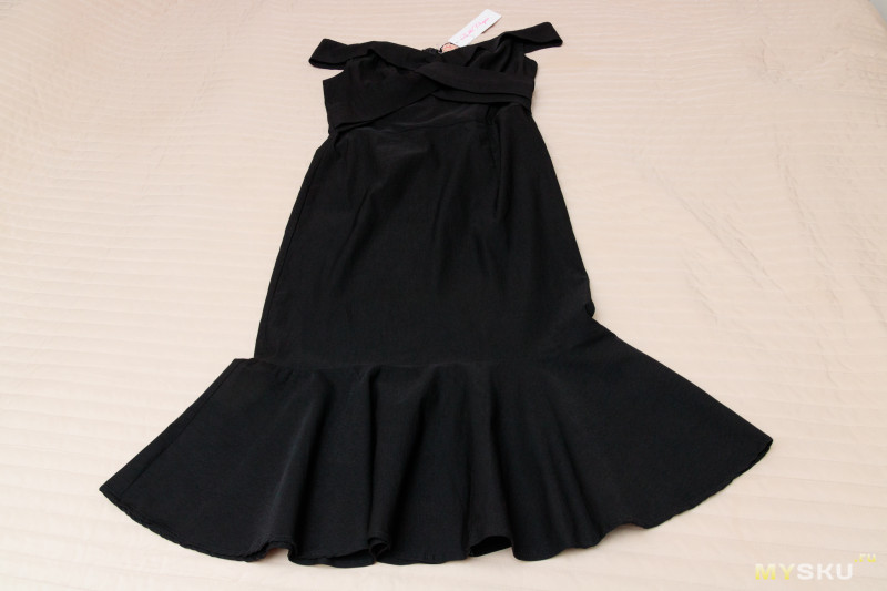 Черное вечернее платье фасона "рыбка" от Belle Poque