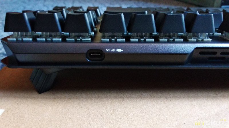 Механическая клавиатура Machenike K7 RGB 87. Клац, клац, клац !