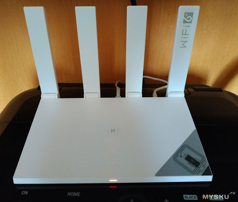 Huawei AX3 Pro - китайский Wi-Fi 6 маршрутизатор стандарта AX на 2400 Mb/s (в теории) и 160 MHz полосой за 4,5 штуки