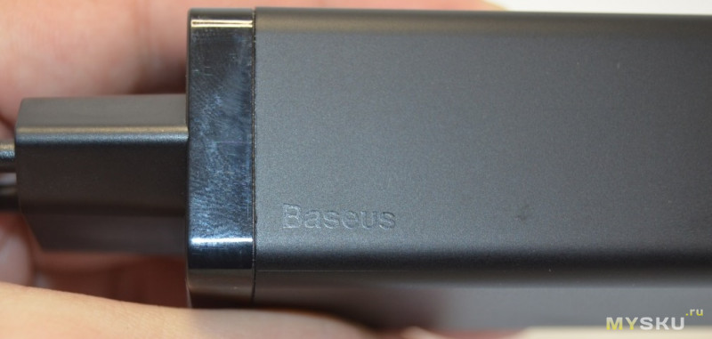 Быстрое зарядное устройство Baseus BS-E915 GaN 65 Вт