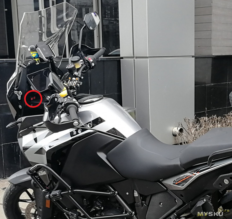 Двухканальный видеорегистратор для мотоцикла VSYS P6
