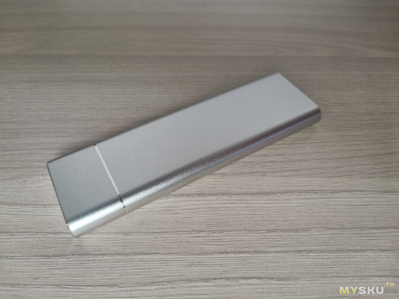 Кейс для SATA SSD - USB3.1 к M.2 NGFF SATA SSD BOX (JMS576)